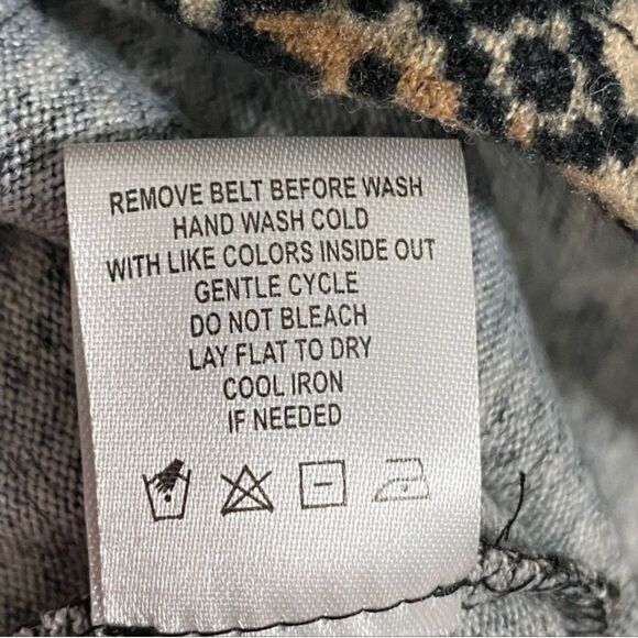 Tacera Tribal Print Long Sleeve Belted Knit Sweater Dress Size S - Picture 5 of 7